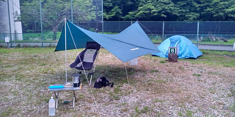 設営したテント
